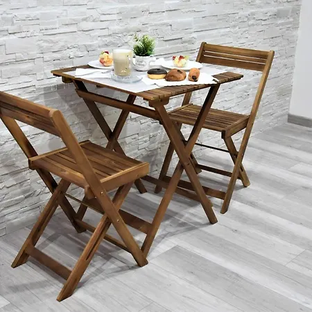 Nocleg ze śniadaniem La Rosa Antica 3*