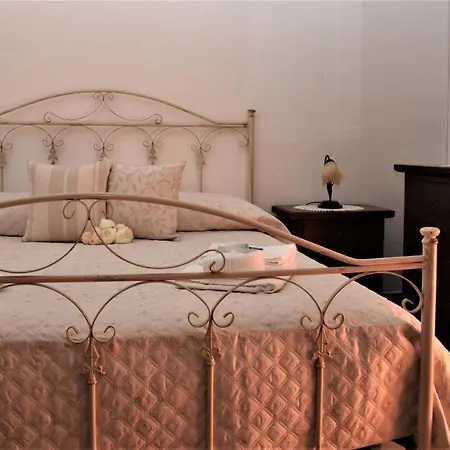 Bed & Breakfast La Rosa Antica Avetrana